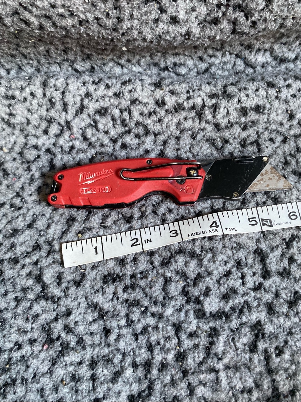 Milwaukee Red Folding Utility Knife with Pocket Clip